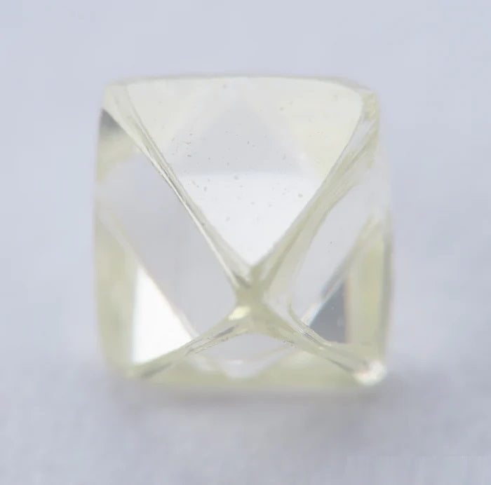 天然 ダイヤモンド ソーヤブル結晶 正八面体 0.516ct Hカラー Flawless