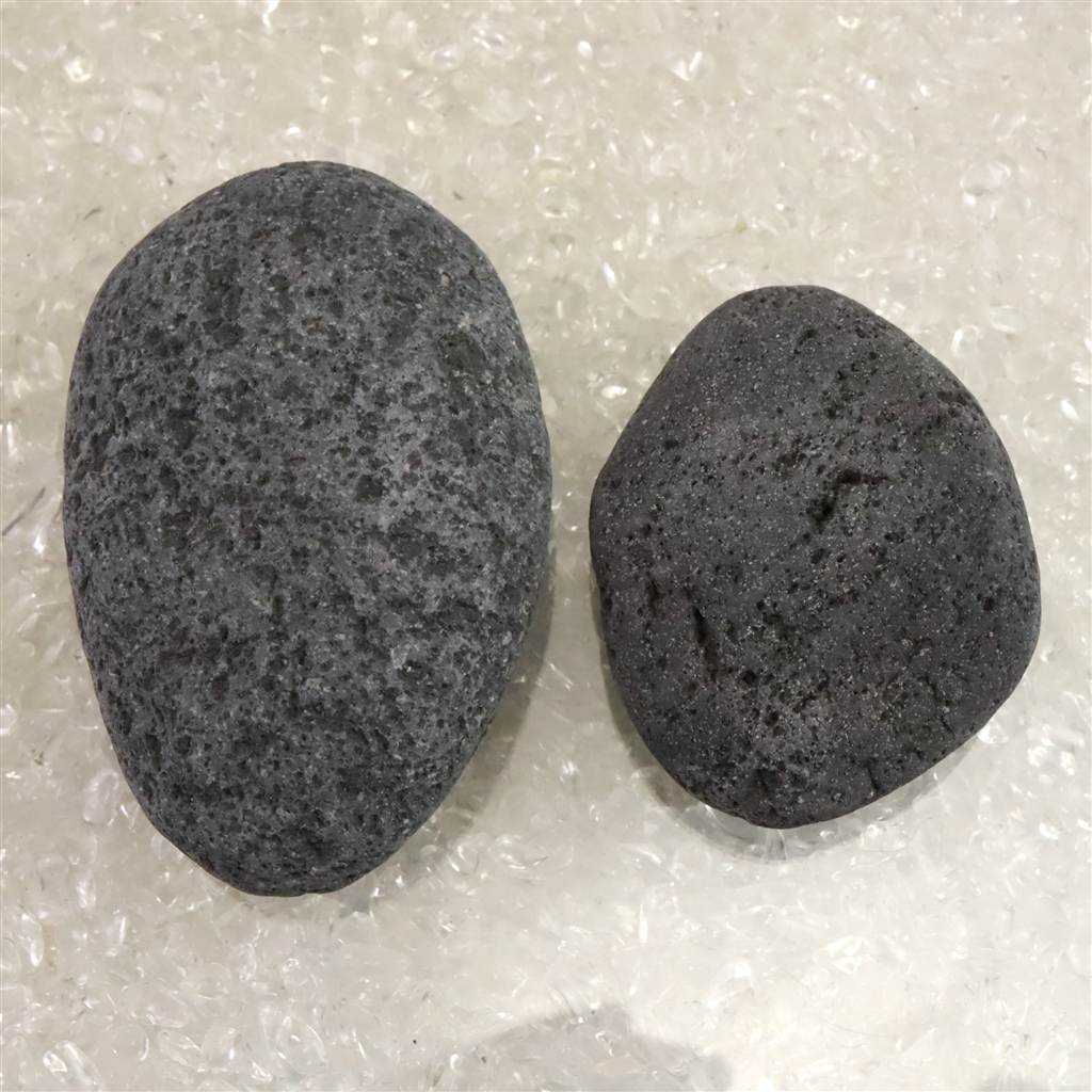 富士溶岩石 玄武岩 タンブル 2個セット ディレクトリーカード付 186g