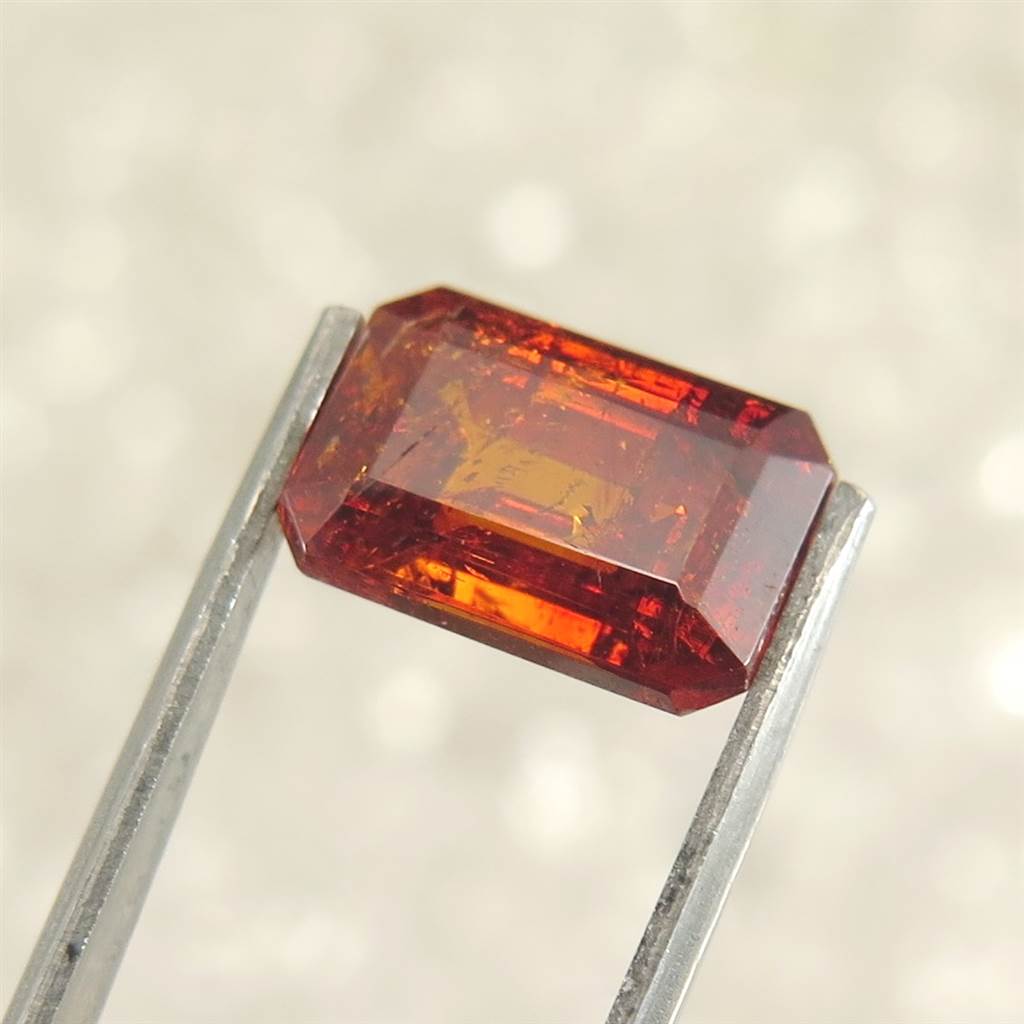 スファレライト AAAA 希少石 9.8mm ファセットカット ルース 4.0ct (ID