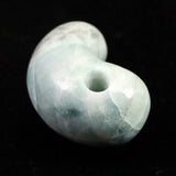 糸魚川翡翠  ヒスイ 小滝産 薄青 26mm勾玉 ディレクトリカード付 9.3g (ID:10796)