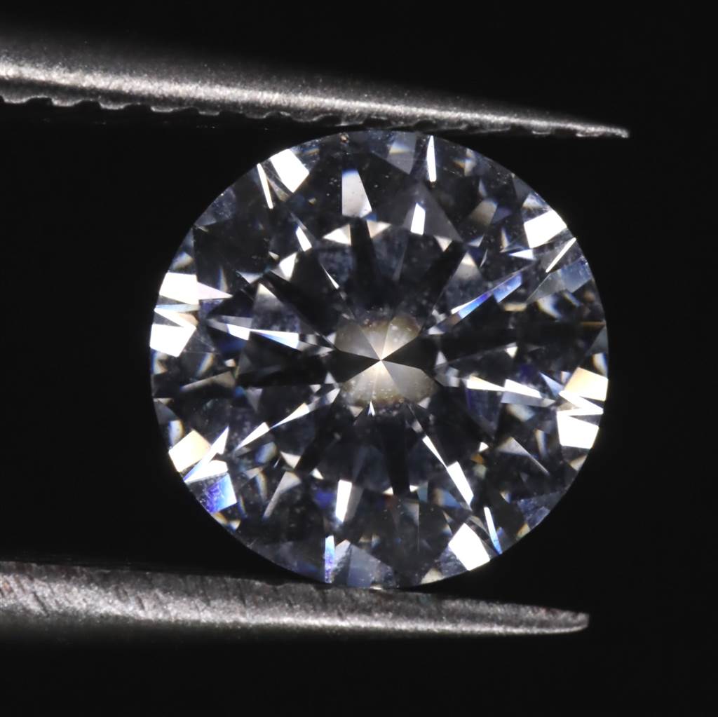 1.01ct D VVS2 3EX ラボグロウンダイヤモンド HPHT ラウンドカット
