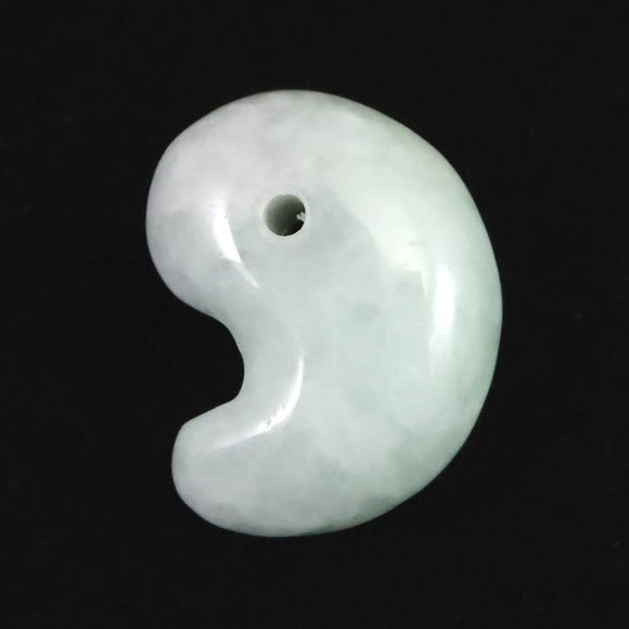 糸魚川翡翠  ヒスイ 小滝産 薄緑 21mm勾玉 ディレクトリカード付 6.4g (ID:12394)