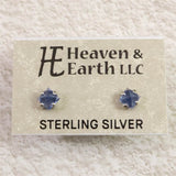 H&E社 シベリアンブルークォーツ 5mm ピラミッド ピアス  (ID:12706)