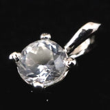 ロシア産 フェナカイト 4mmラウンド ペンダントトップ 0.28g (ID:13859)