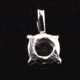 ロシア産 フェナカイト 4mmラウンド ペンダントトップ 0.28g (ID:13859)