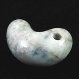 糸魚川翡翠  ヒスイ 小滝産 薄青 25mm勾玉 ディレクトリカード付 8.8g (ID:14019)