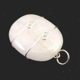 H&E社 ニュージーランドホワイトアゼツライト (AZOZEO) タンブル ペンダント 8.7g　 (ID:14829)