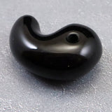 隠岐の島 黒曜石 27.5mm勾玉 ディレクトリカード付 7.4g (ID:15589)