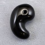 隠岐の島 黒曜石 27.5mm勾玉 ディレクトリカード付 7.4g (ID:15589)