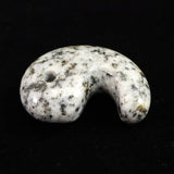 京都府産　鞍馬石 30mm勾玉 証明書付 9.2g　 (ID:15927)