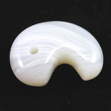 北海道 花石メノウ 瑪瑙 30mm勾玉 ディレクトリカード付 10.7g (ID:17581)