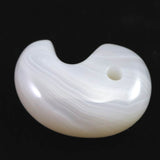 北海道 花石メノウ 瑪瑙 30mm勾玉 ディレクトリカード付 10.7g (ID:17581)