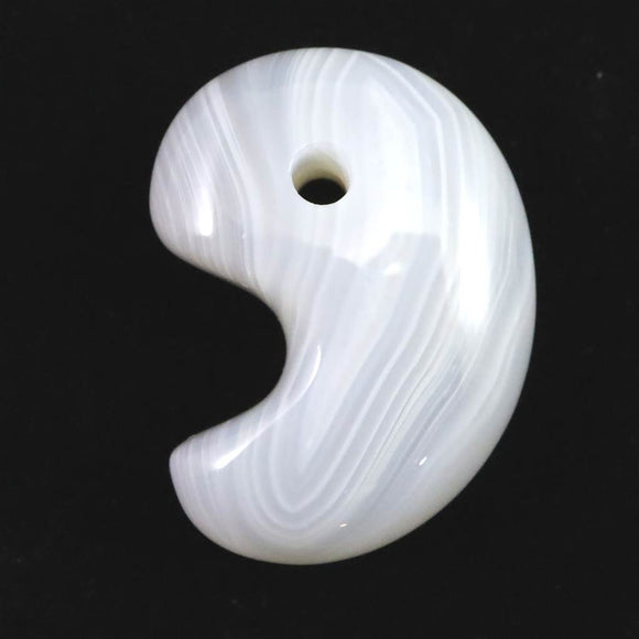 北海道 花石メノウ 瑪瑙 30mm勾玉 ディレクトリカード付 10.7g (ID:17581)