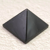 中国山東省産　黒水晶 モリオン　32mm ピラミッド 26.3g (ID:19114)