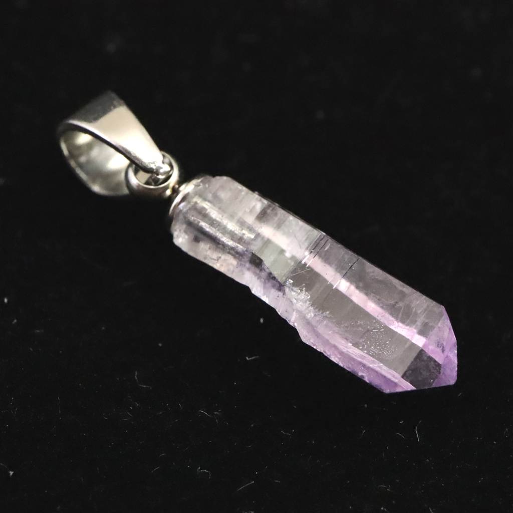 ベラクルスアメジスト 13mm原石 ペンダントトップ 0.5g (ID:19294