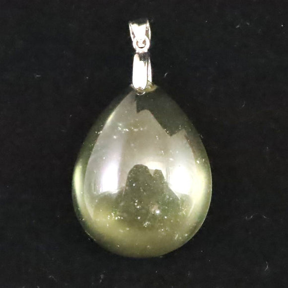 リビアンデザートグラス 29mmドロップ ペンダントトップ 8.3g  (ID:19919)