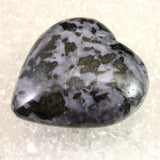 H&E社 ミスティックメルリナイト 60mmハート 証明書付 117.5g (ID:20088)