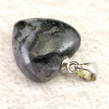 H&E社 ミスティックメルリナイト 15mmハート ペンダントトップ 証明書付 2.6g (ID:20916)