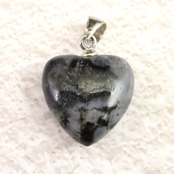 H&E社 ミスティックメルリナイト 15mmハート ペンダントトップ 証明書付 2.6g (ID:20916)