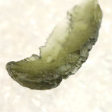 モルダバイト 原石 AA　1.59ｇ (ID:21103)