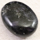 インド産 アイオライト　54mmパームストーン 79.8g (ID:21182)