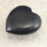 H&E社 ブラックアゼツライト(AZOZEO) 60mmハート 証明書付 112.8g (ID:22877)