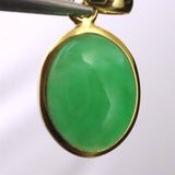 マダガスカル産 翡翠 ヒスイ 11mmオーバル ペンダントトップ 1.15g (ID:23423)