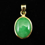 マダガスカル産 翡翠 ヒスイ 11mmオーバル ペンダントトップ 1.15g (ID:23423)