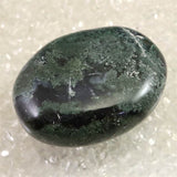 インド産　モスアゲート　パームストーン 80.0g (ID:23498)