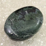 インド産　モスアゲート　パームストーン 80.0g (ID:23498)