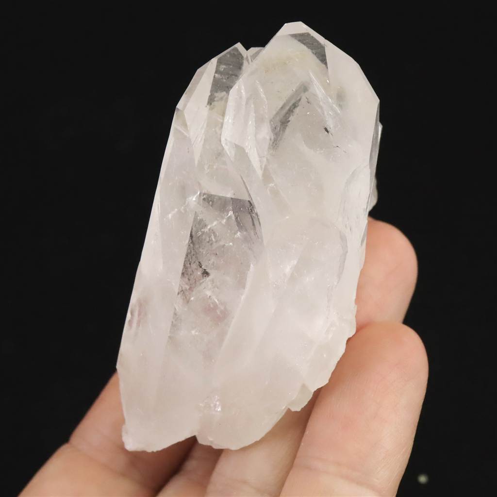 レコードキーパー入り 高品質 アーカンソー産 水晶 クラスター A 高品質]アメリカ/アーカンソー州産水晶クラスター/原石（レコード