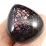 ブラッドショット アイオライトサンストーン　AAAA　26mmドロップ カボション 9.4g (ID:24076)