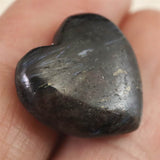 H&E社 アルベゾナイト アルベゾン閃石　15mmハート 2.1g (ID:24229)