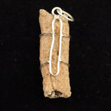 H&E社　サハラ砂漠産　フルグライト　ペンダントトップ　4.6g (ID:24426)