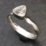 ロシア産 フェナカイト 5.7mm トライアングルカット リング 13号 (ID:24814)