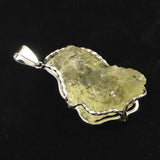 リビアンデザートグラス 34mm原石 ペンダントトップ 12.8g  (ID:24967)