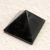 中国山東省産　黒水晶 モリオン　31mm ピラミッド 28.3g (ID:25426)