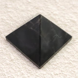 中国山東省産　黒水晶 モリオン　31mm ピラミッド 28.3g (ID:25426)