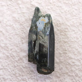 ザギマウンテン産 33mmエジリン輝石 8.96g (ID:26185)