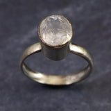 ロシア産 フェナカイト 9X7mmオーバルカット リング 14号 (ID:26504)