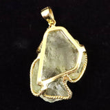 リビアンデザートグラス 35mm原石 ペンダントトップ 11.7g  (ID:26959)