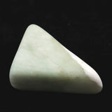 糸魚川翡翠 小滝産 薄緑  33mmタンブル ディレクトリカード付 41.6g (ID:27032)