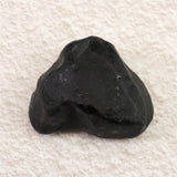 北海道 遠軽町産  黒曜石 33mm原石  15.8g (ID:27473)