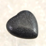 H&E社 ブラックアゼツライト(AZOZEO) 15mmハート 証明書付 2.0g (ID:29030)