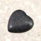 H&E社 ブラックアゼツライト(AZOZEO) 15mmハート 証明書付 2.0g (ID:29030)