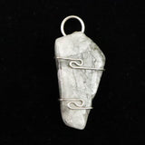 H&E社 フェナカイト(AZOZEO) ワイヤーラップ　ペンダントトップ 3.9g (ID:29945)