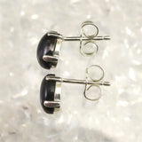 H&E社 ヌーマイト ニューマイト 7mmオーバル ピアス 証明書付 1.0g (ID:30765)