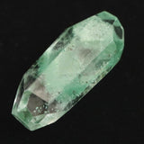 エメラルドグリーンファントムクォーツ　24x10mm　原石ラフカット ルース 3.39g (ID:32250)