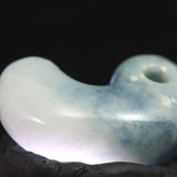 糸魚川翡翠  小滝産 33mm　勾玉 ブルー  ディレクトリーカード付 16.19g (ID:32429)