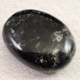 インド産 アイオライト　52mmパームストーン 78.6g (ID:34877)